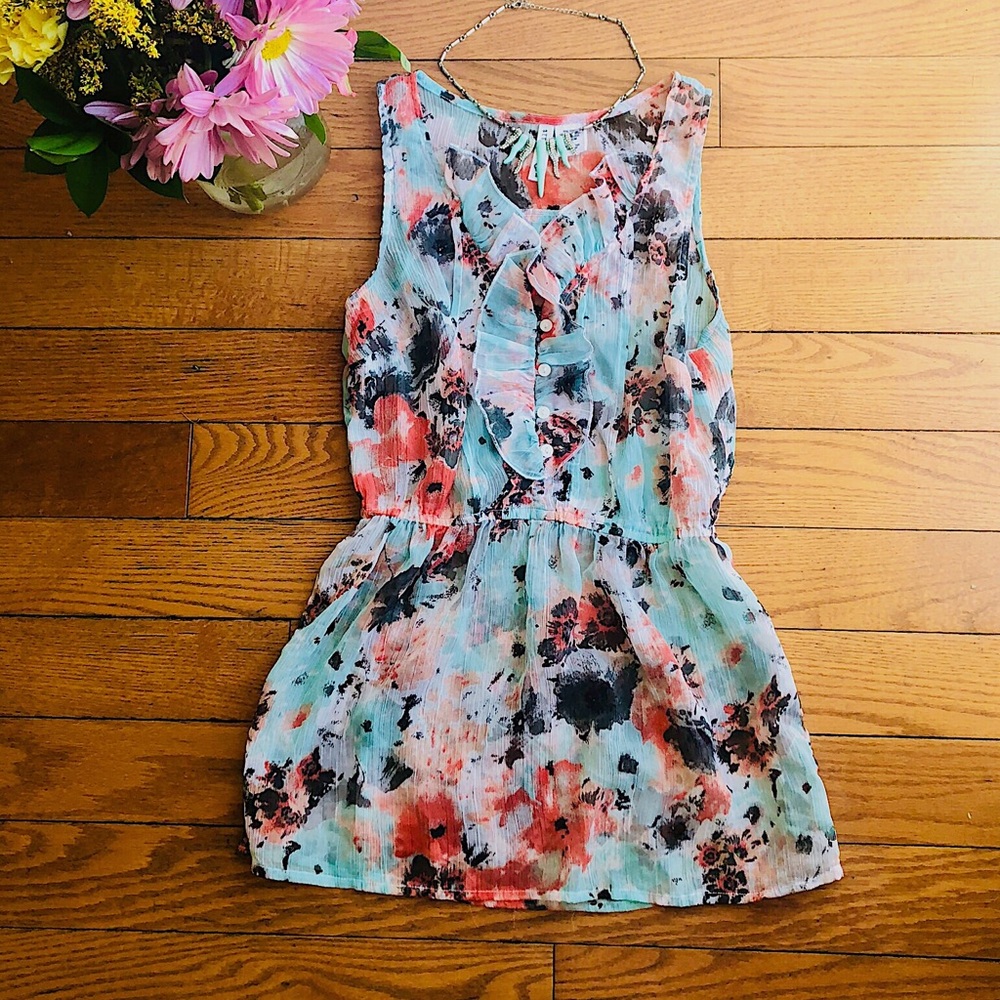 🌿{5 for $25} Full Tilt Lightweight Sleeveless Top - Picture 2 of 5